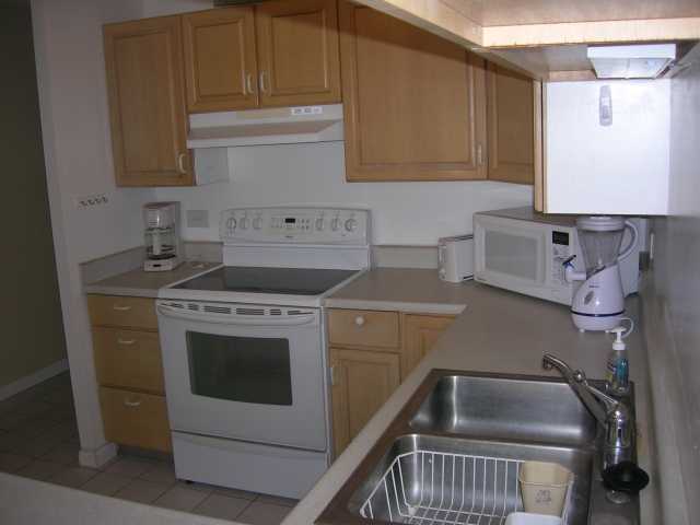 2575 Kuhio Avenue  Unit 1702