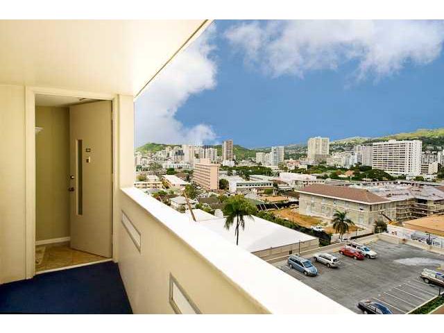 1212 Punahou Street  Unit 1008