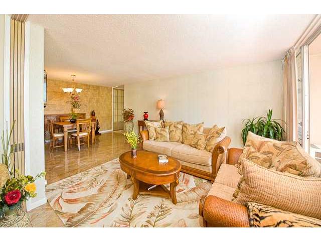 1212 Punahou Street  Unit 1008