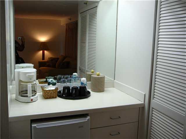 2947 Kalakaua Avenue Unit 302 2947 Kalakaua Avenue Unit 302