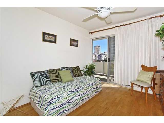 509 University Avenue  Unit 703