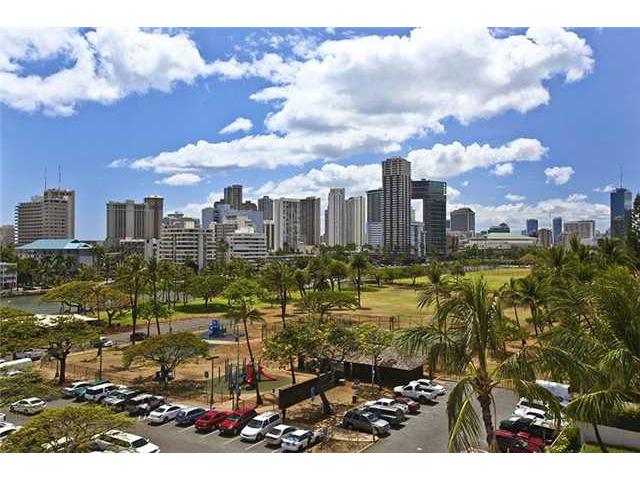 509 University Avenue  Unit 703