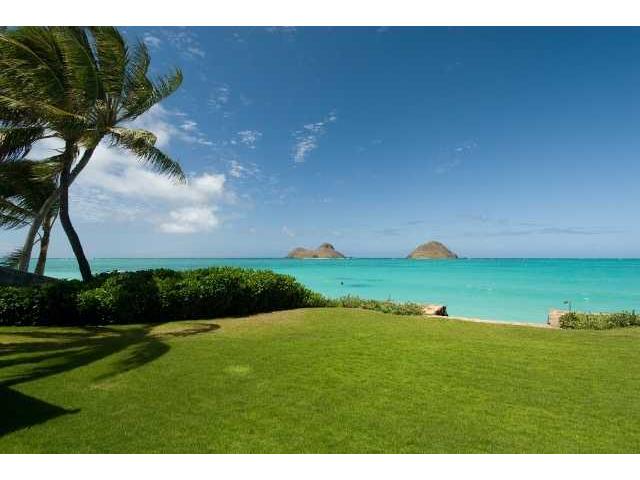 1586 Mokulua Drive  Unit 1
