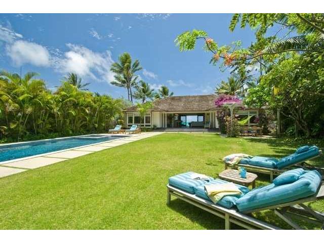 1586 Mokulua Drive  Unit 1