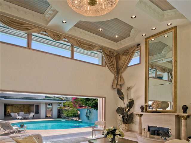 4504 Kahala Avenue 4504 Kahala Avenue
