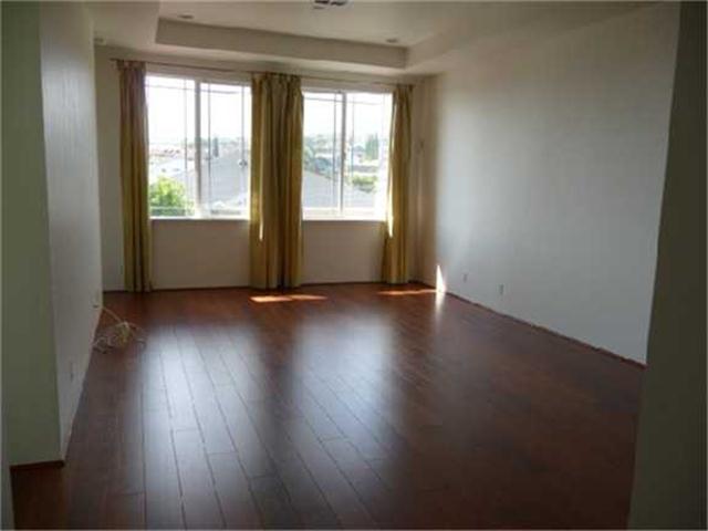 921087 B Palahia Street  Unit 27