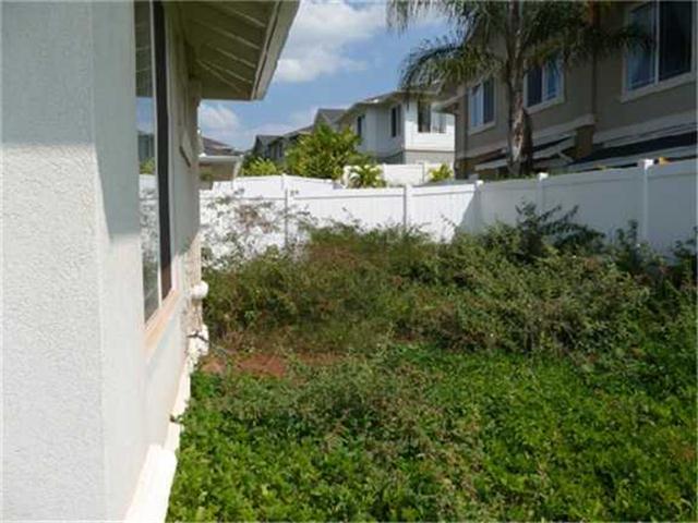 921087 B Palahia Street  Unit 27
