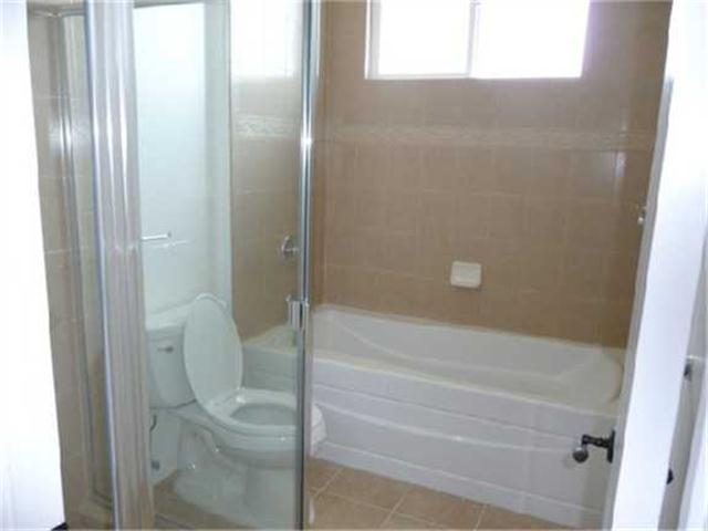 921087 B Palahia Street  Unit 27