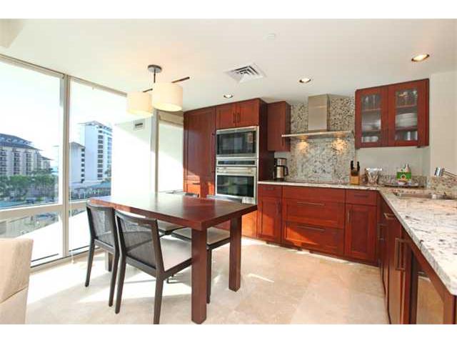 223 Beach Walk  Unit 802