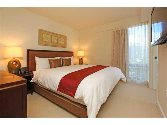 223 Beach Walk  Unit 802