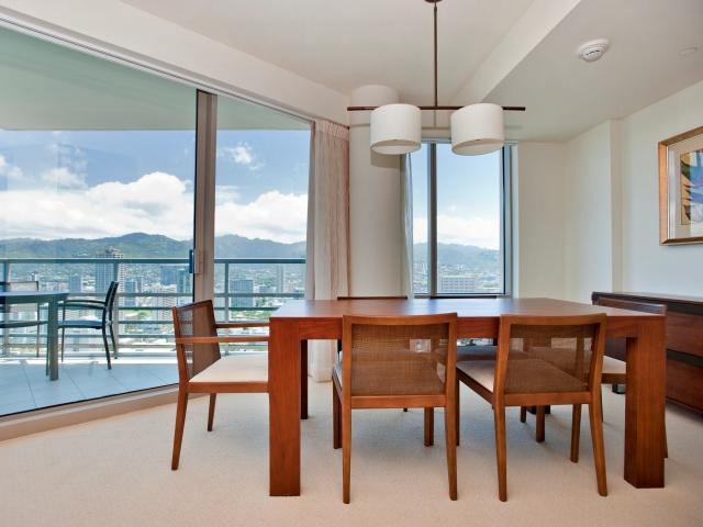 220 Beach Walk  Unit 3401