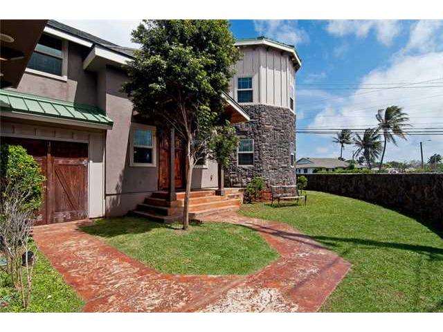 55-689 Wahinepee Street