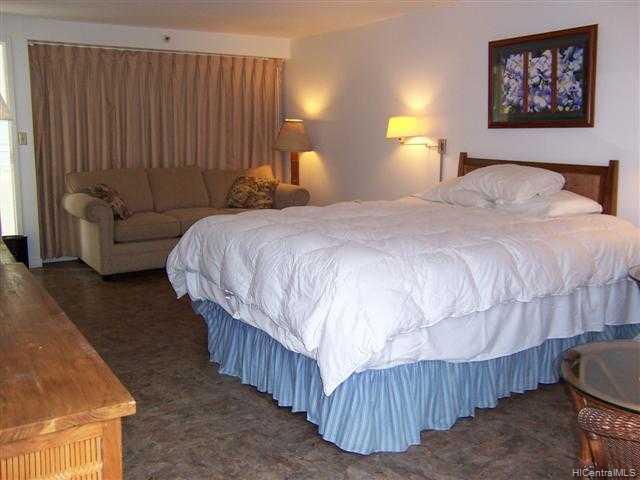 2947 Kalakaua Avenue  Unit 302