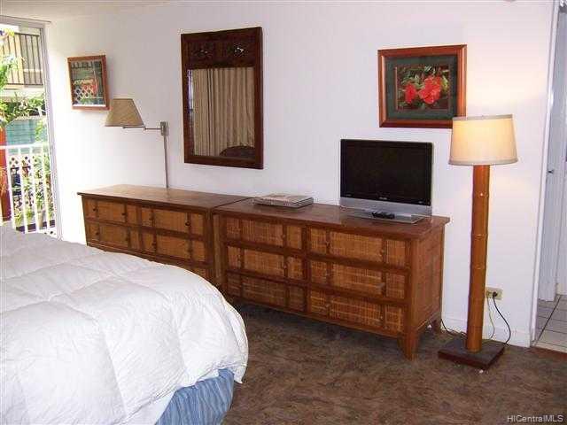 2947 Kalakaua Avenue  Unit 302