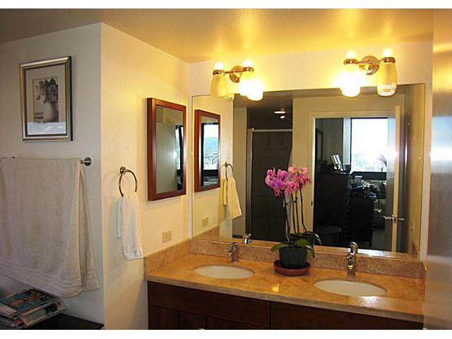 600 Queen Street  Unit 3809