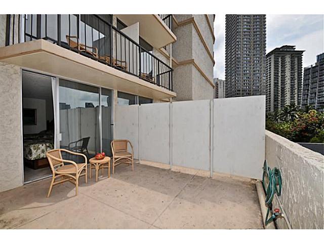 2045 Kalakaua Avenue  Unit 114