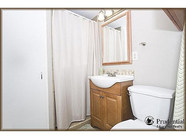 2421 Ala Wai Boulevard  Unit 1504