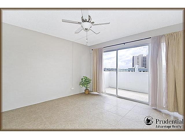 2421 Ala Wai Boulevard  Unit 1504