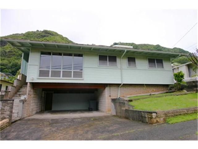 3582 Kumukoa Street