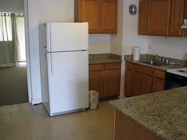 2501 Coyne Street  Unit 101
