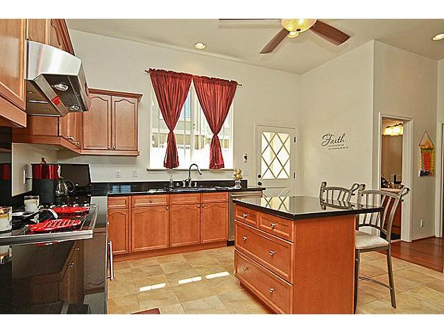 921087 Palahia Street  Unit B