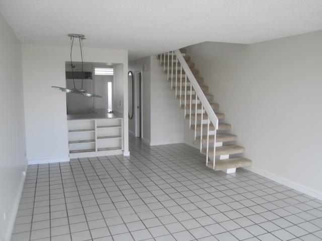 500 University Avenue Unit 904 500 University Avenue Unit 904