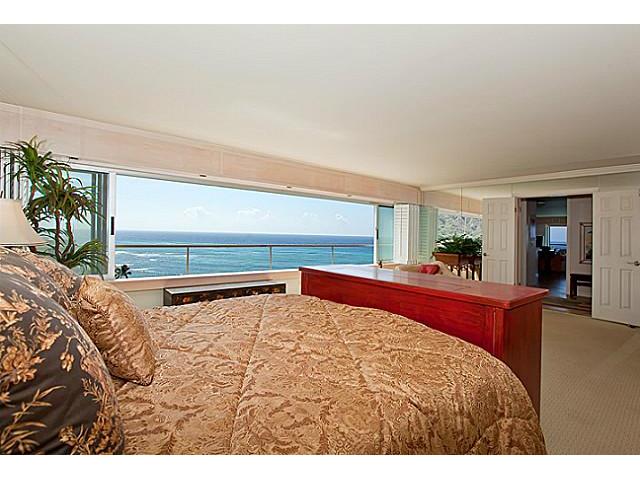 2895 Kalakaua Avenue  Unit 1403/1404/1405