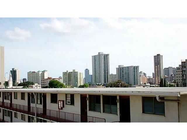 1447 Kewalo Street  Unit 307