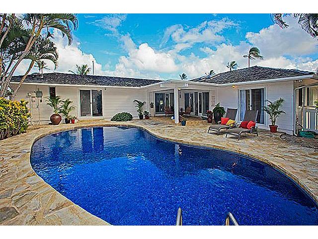 138 Kailuana Place 138 Kailuana Place