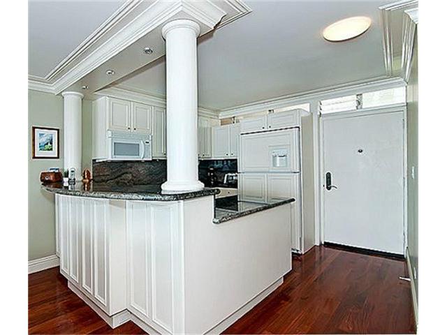 2877 Kalakaua Avenue  Unit 1107