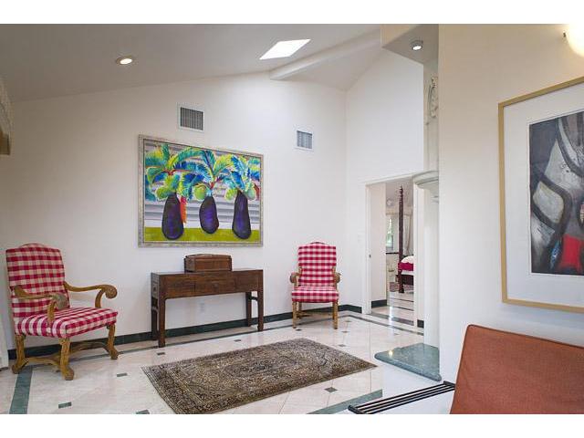 3063 Diamond Head Road