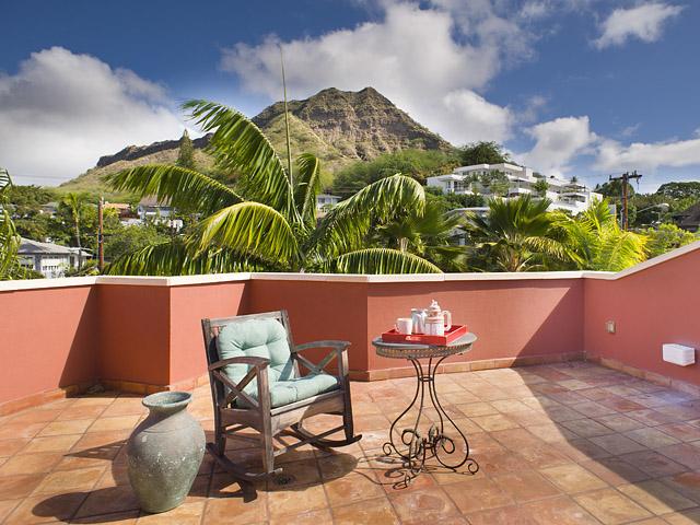 3063 Diamond Head Road