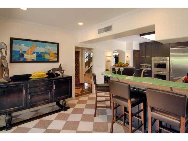 3063 Diamond Head Road