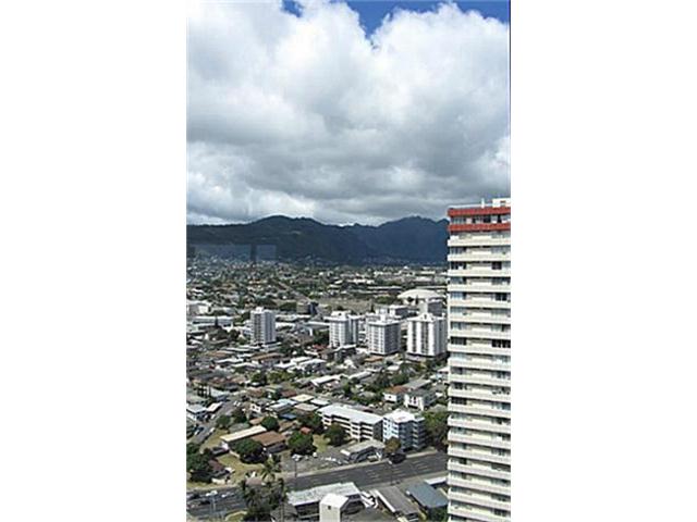 583 Kamoku Street  Unit DH3901