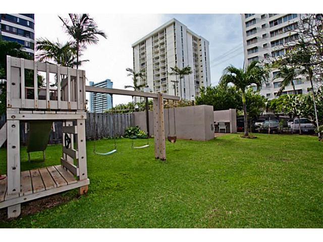 2724 Kahoaloha Lane  Unit 1805