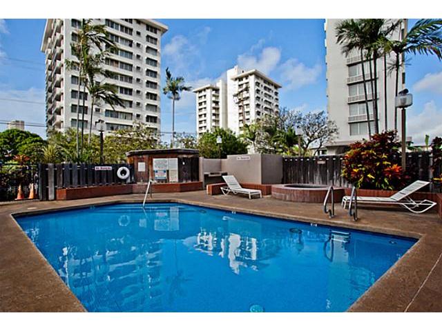 2724 Kahoaloha Lane  Unit 1805