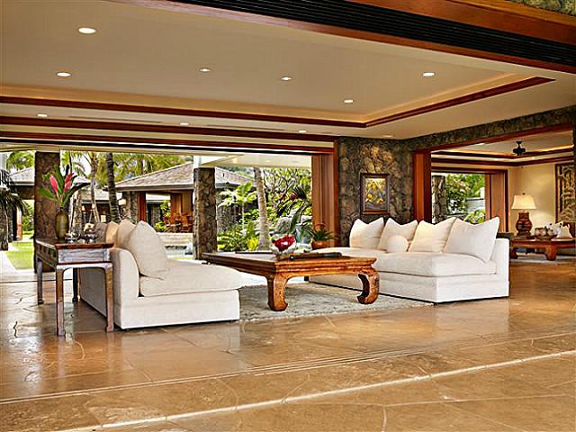 210 N Kalaheo Avenue