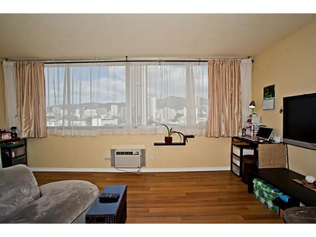 1560 Kanunu Street  Unit 1121