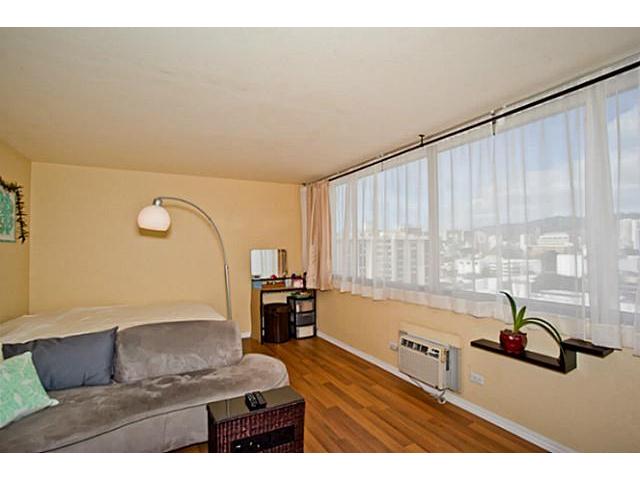1560 Kanunu Street  Unit 1121