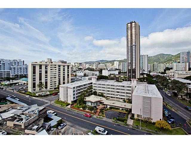 1560 Kanunu Street  Unit 1121