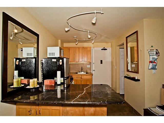 1560 Kanunu Street  Unit 1121