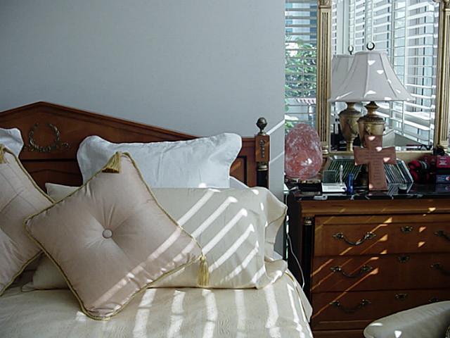 1177 Queen Street  Unit 708