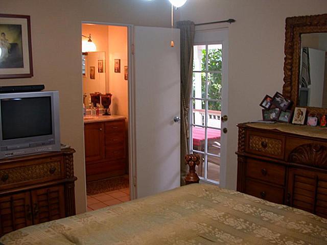 51-002 Lau Place