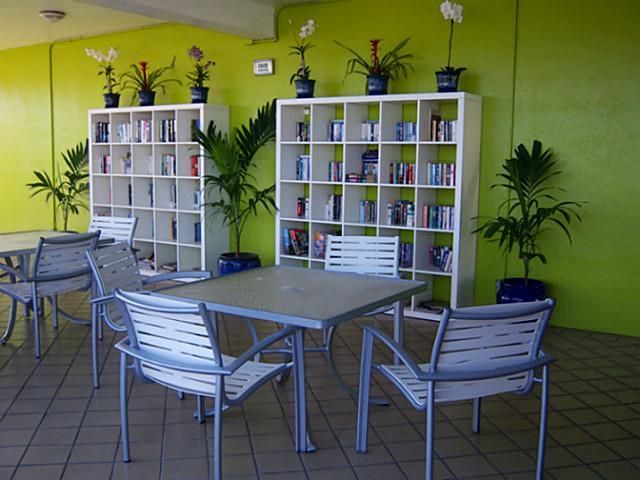 400 Hobron Lane  Unit 2411
