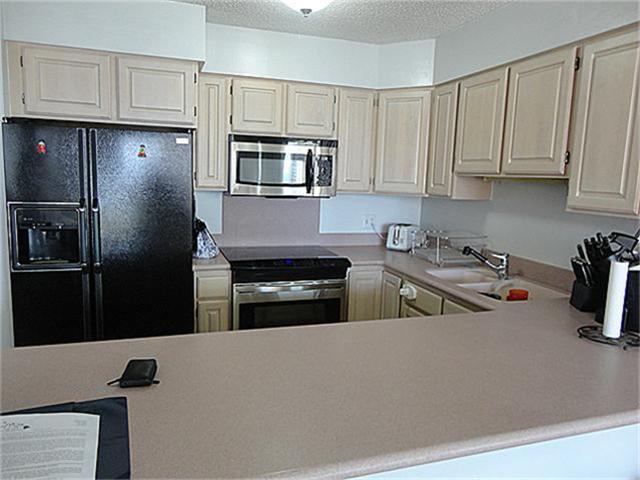 400 Hobron Lane  Unit 2411