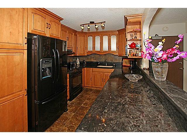 303 Liliuokalani Avenue  Unit 1104