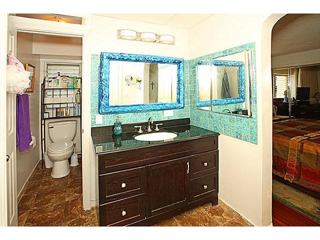 303 Liliuokalani Avenue  Unit 1104