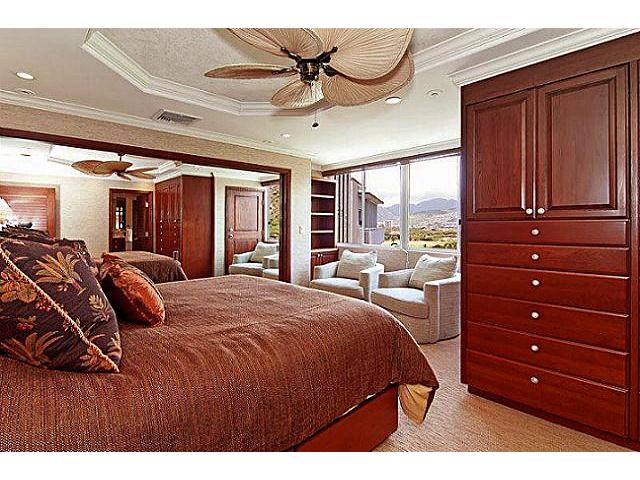 2969 Kalakaua Avenue  Unit 1201