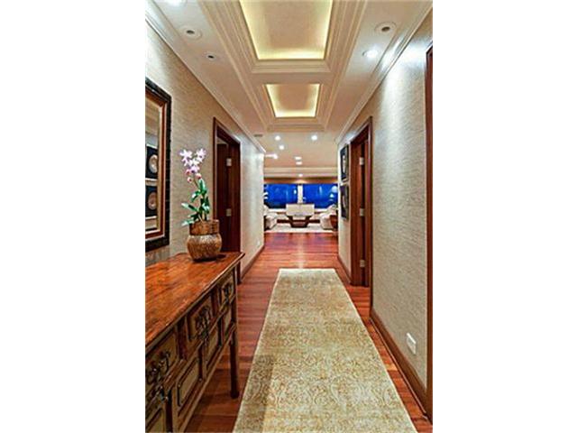 2969 Kalakaua Avenue  Unit 1201