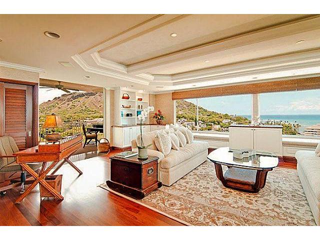 2969 Kalakaua Avenue  Unit 1201